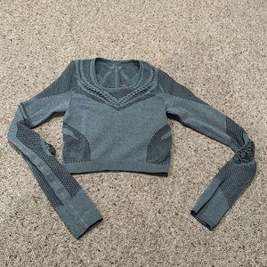 ALO LONGSLEEVE TOP